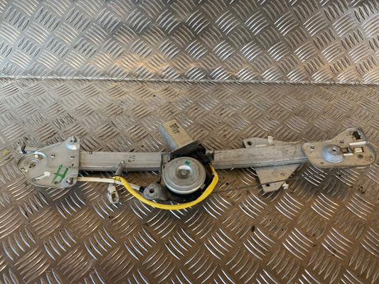 Mazda 626 GF/GW Rudemotor - Rudehejs Med OEM Nr. 3630161822 Fra Mazda Ophugger