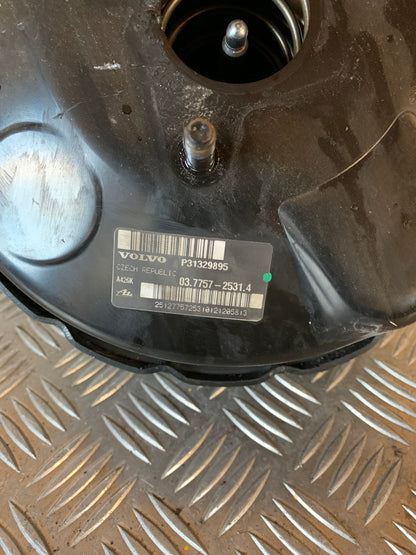 Volvo S60/V60 Bremseforstærker Med OEM Nr. P31329895 Fra Volvo Ophugger
