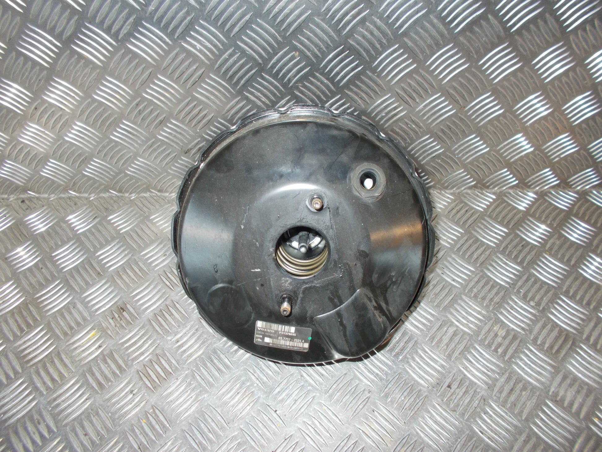 Volvo S60/V60 Bremseforstærker Med OEM Nr. P31329895 Fra Volvo Ophugger