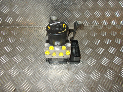 Volvo S60/V60 Abs Pumpe Med OEM Nr. P31329137 Fra Volvo Ophugger