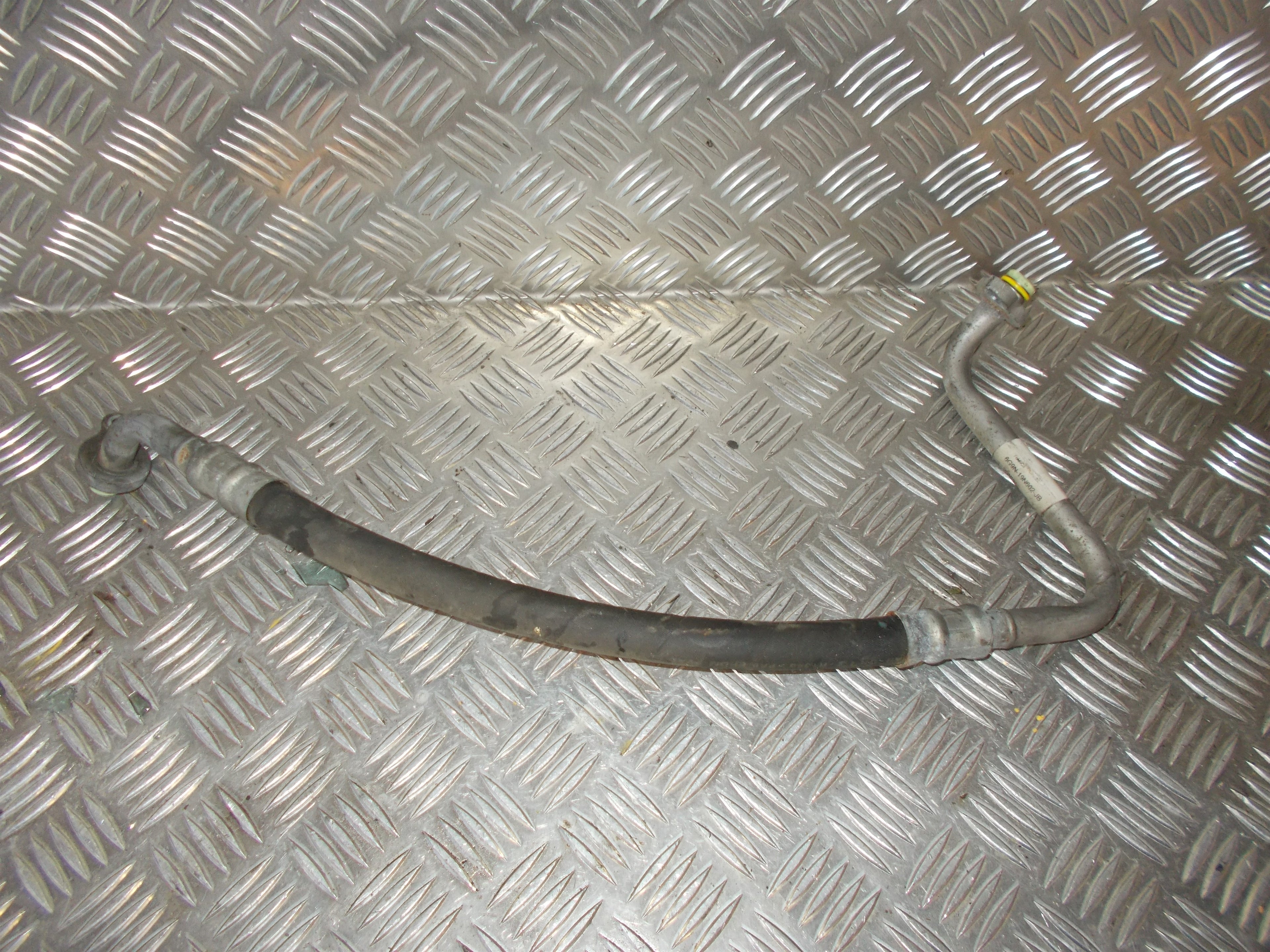 Volvo S60/V60 Aircond. Rør/Slang/Ventiler Med OEM Nr. 6G9N19N602JB Fra Volvo Ophugger