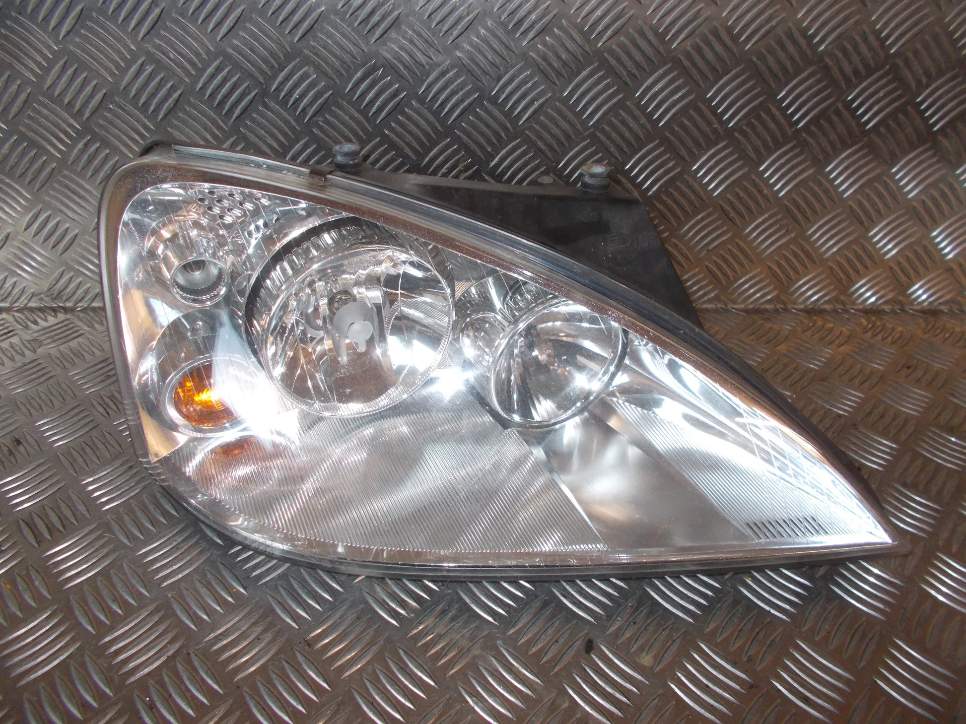 Ford Galaxy Forlygte Med OEM Nr. 1202963 Fra Ford Ophugger