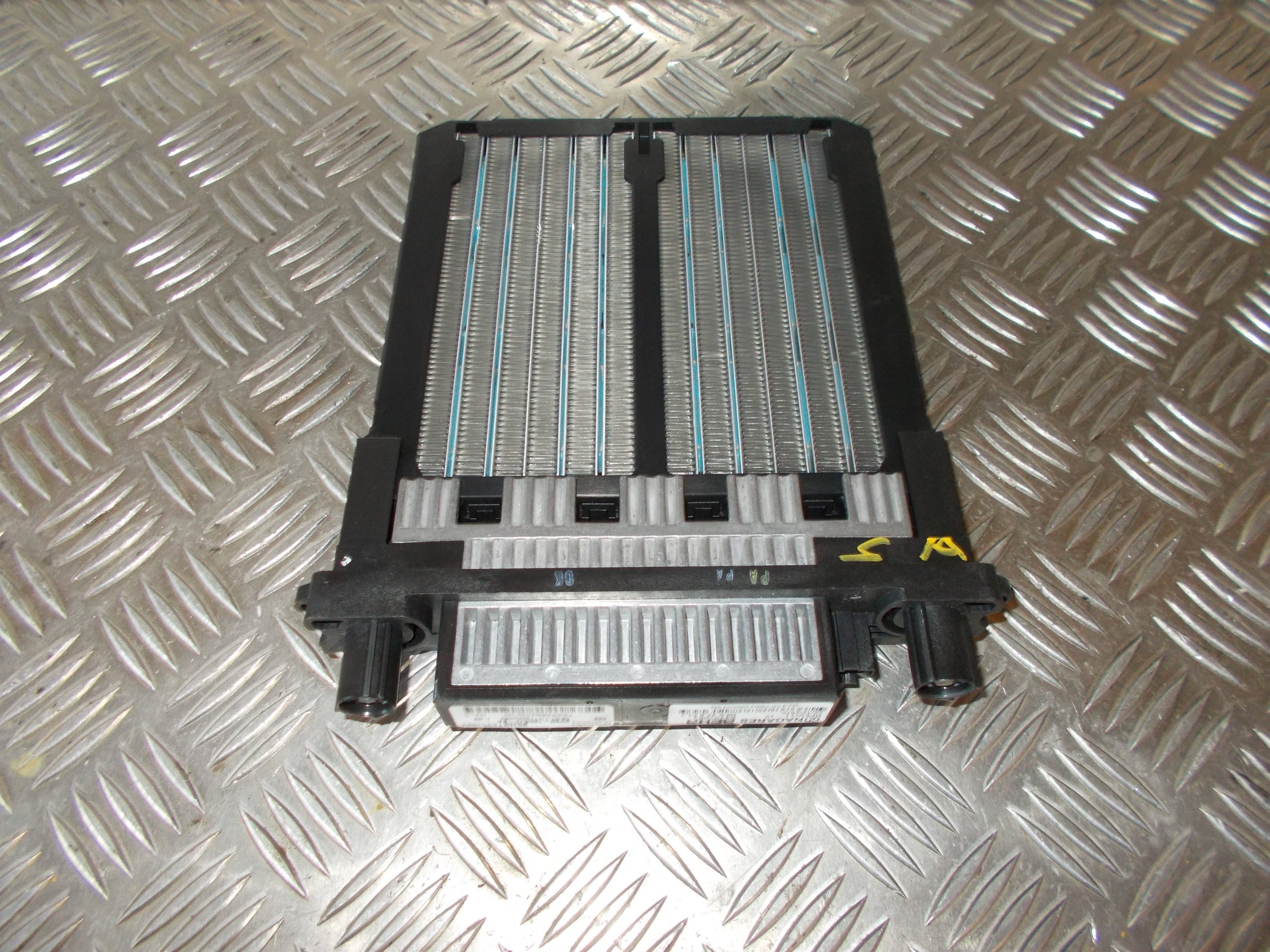 Volvo S60/V60 Varmeelement El Med OEM Nr. 6G9N18D612BA Fra Volvo Ophugger