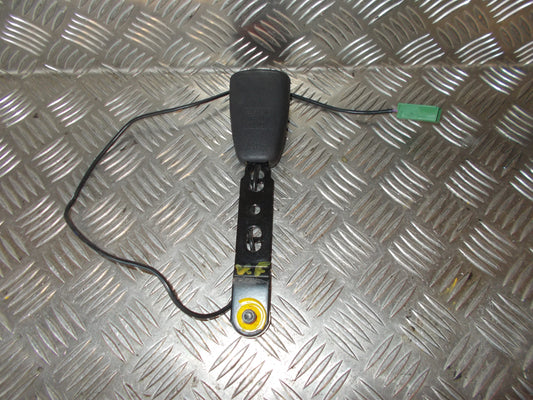 Volvo S60/V60 Seleholder (/-Lås) Med OEM Nr. 8623453 Fra Volvo Ophugger