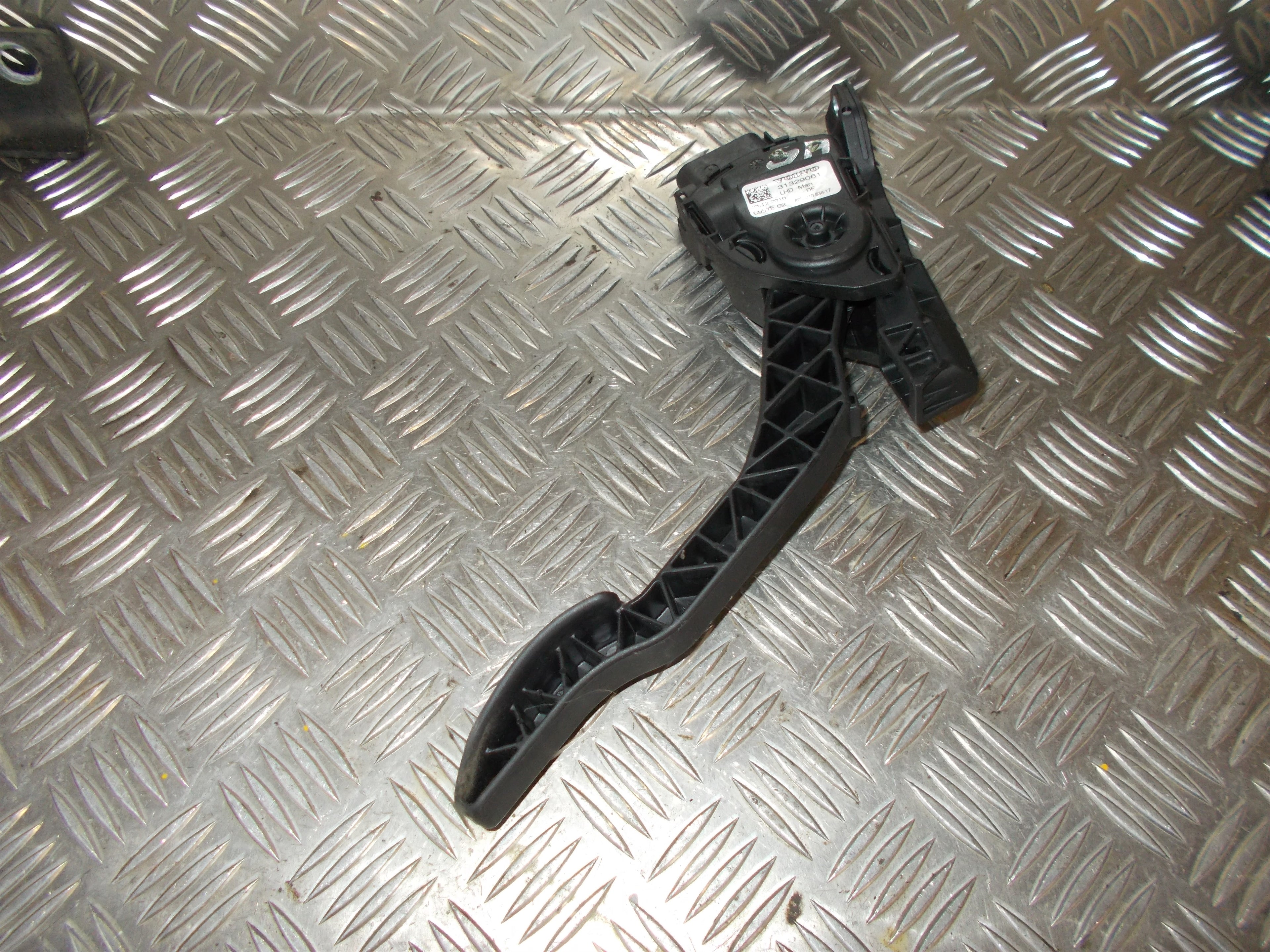Volvo S60/V60 Speederpedal Med OEM Nr. 31329061 Fra Volvo Ophugger
