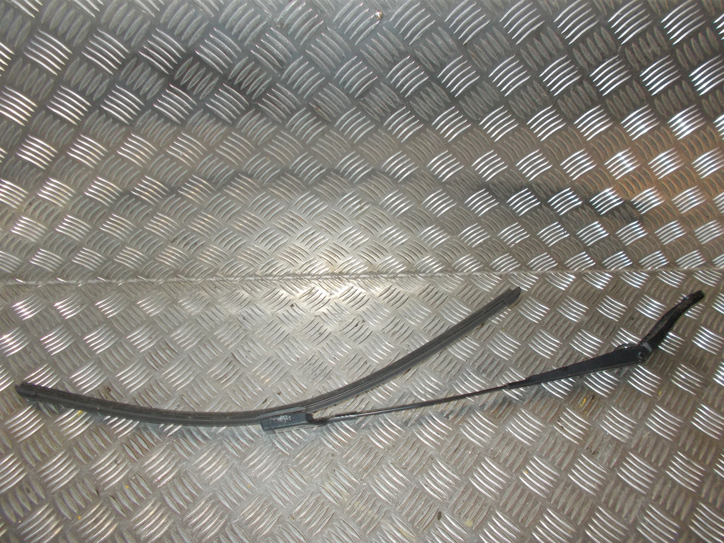 Volvo S60/V60 Viskerarm Med OEM Nr. Ophugger Fra Volvo Ophugger