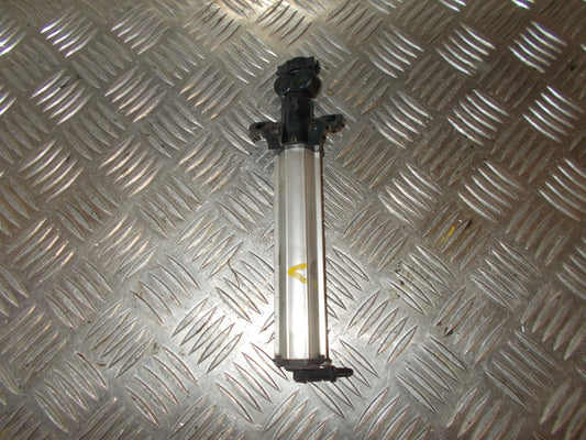 Volvo S60/V60 Sprinklerdyse Med OEM Nr. 3421006272 Fra Volvo Ophugger