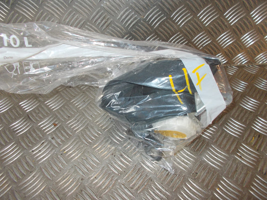 Toyota Corolla Verso Sikkerhedsseler For Med OEM Nr. 732100F030C0 Fra Toyota Ophugger
