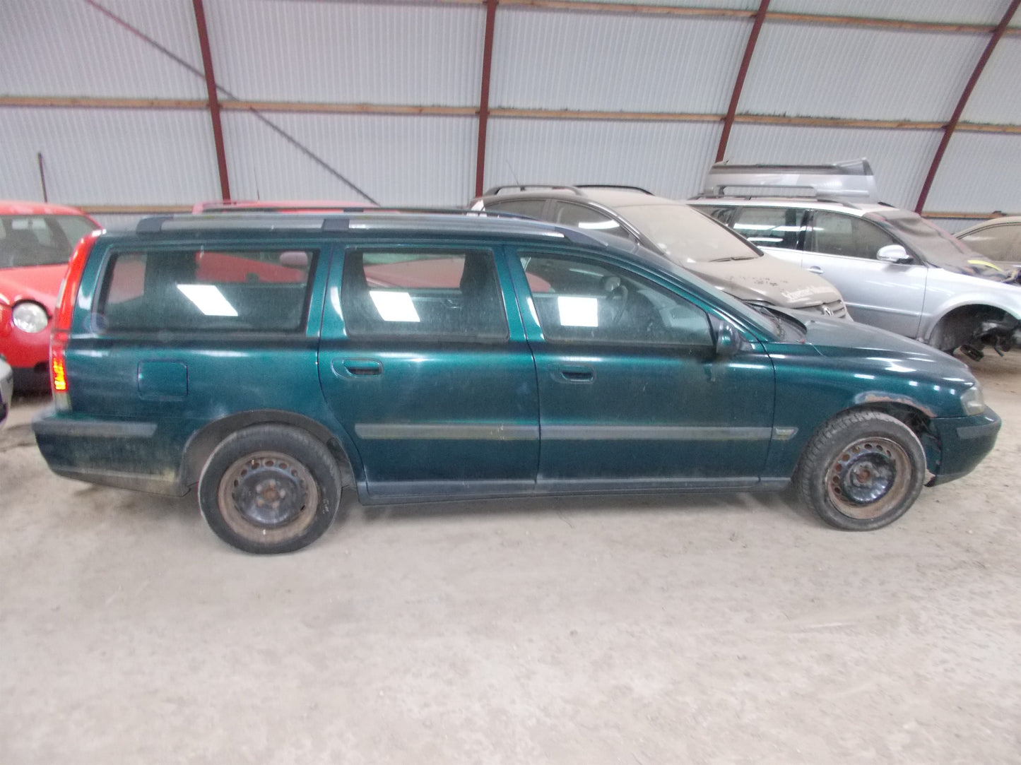 Volvo V70 Pluk-Selv-Bil Med OEM Nr. Ophugger Fra Volvo Ophugger