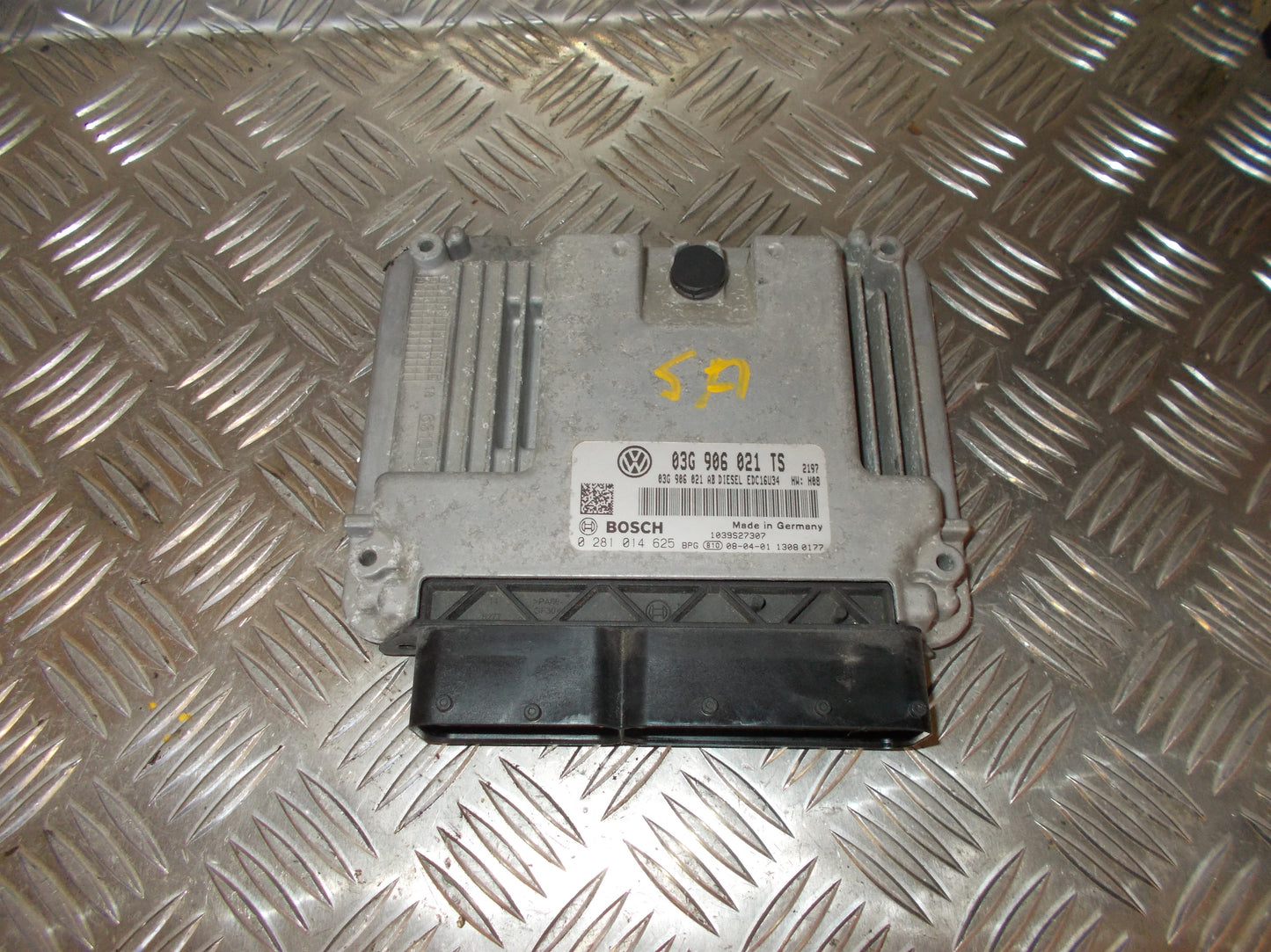 VW Golf 5 1K Motorstyring - Motorstyreboks - Injection Elboks Med OEM Nr. 03G906021TS Fra VW Ophugger