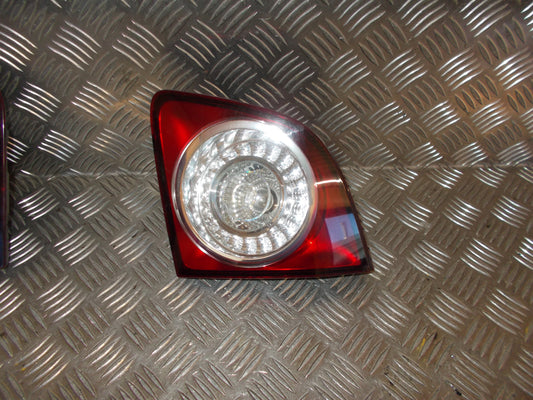 VW Golf 5 1K Baglygte Med OEM Nr. 5M0945094J Fra VW Ophugger
