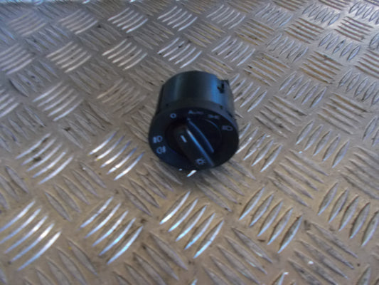 VW Golf 5 1K Kontakt Lys Med OEM Nr. 1K0941451AS Fra VW Ophugger