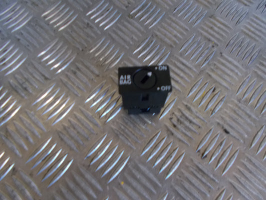 VW Golf 5 1K Kontakt Diverse Med OEM Nr. 1K0919237C Fra VW Ophugger