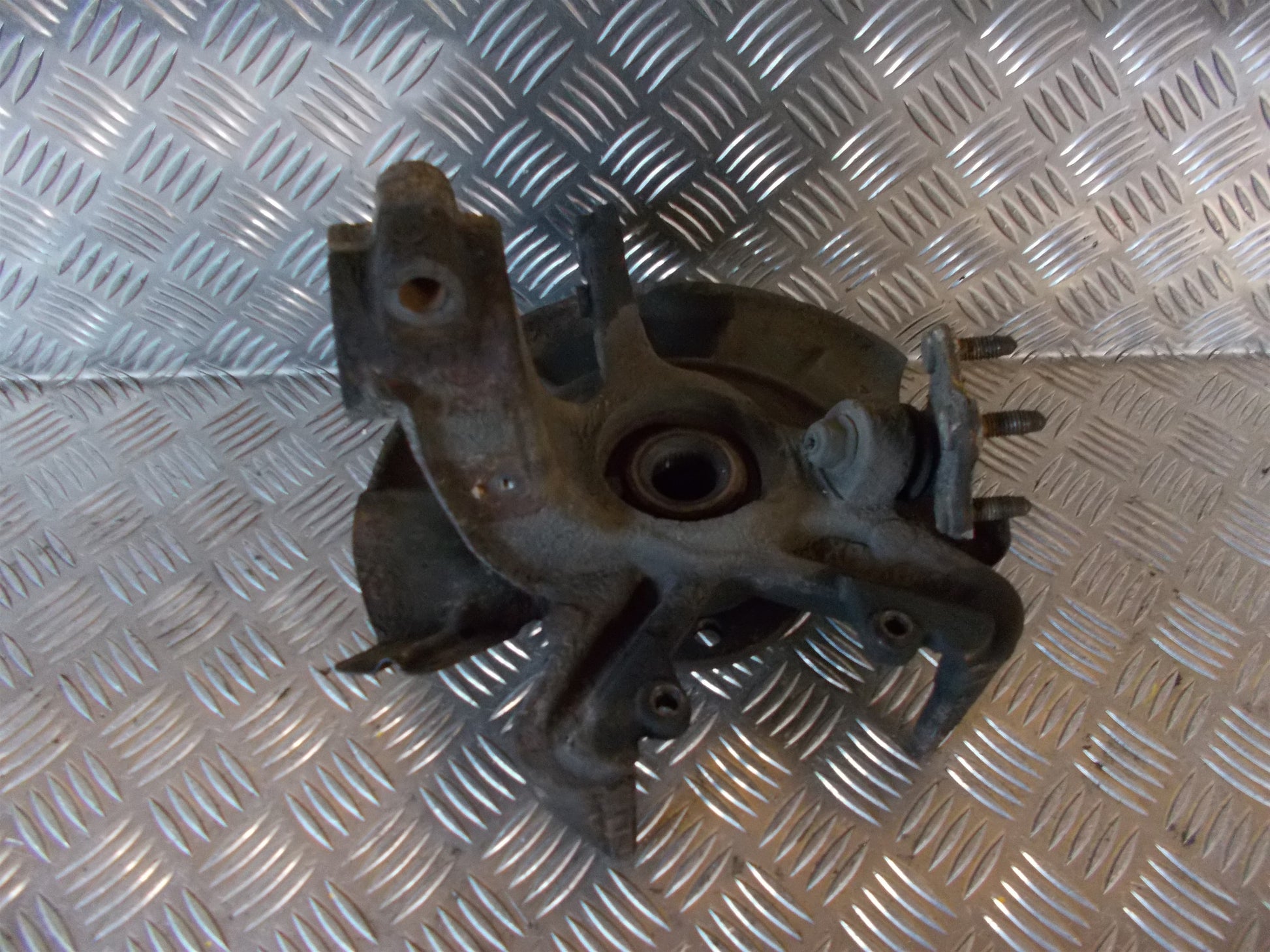 Skoda Fabia Spindel For H Med OEM Nr. 6Q0407256AC Fra Skoda Ophugger