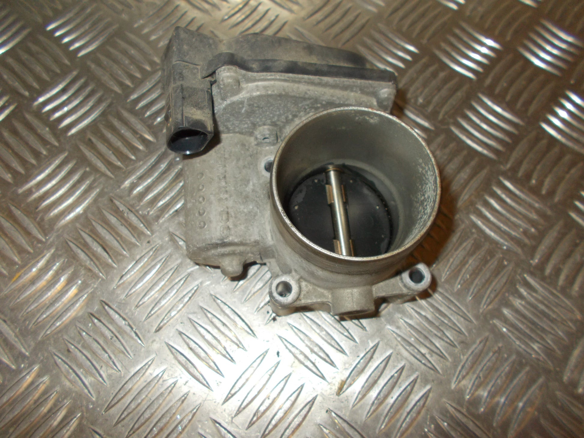 Skoda Fabia Spjældhus Med OEM Nr. 03C133062C Fra Skoda Ophugger