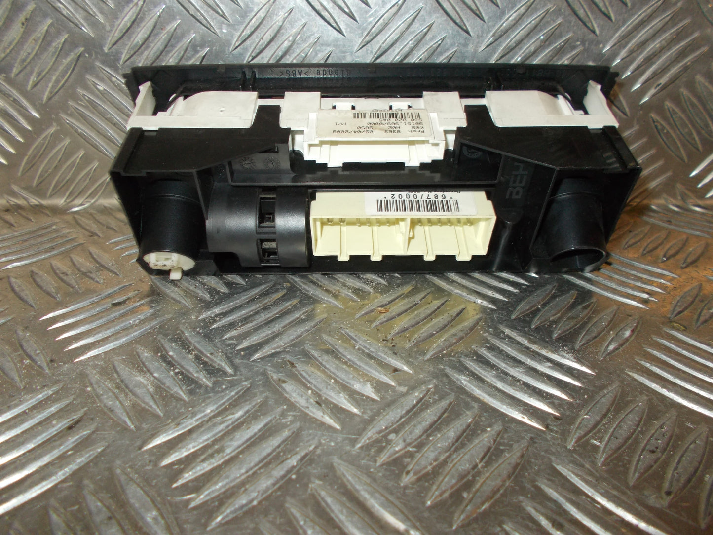 Skoda Fabia Varmeregulering Med OEM Nr. 5J0820045 Fra Skoda Ophugger