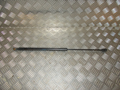BMW 3-Serie E90/E91/E92 Sikkerhedsseler For Med OEM Nr. 33059849 Fra BMW Ophugger