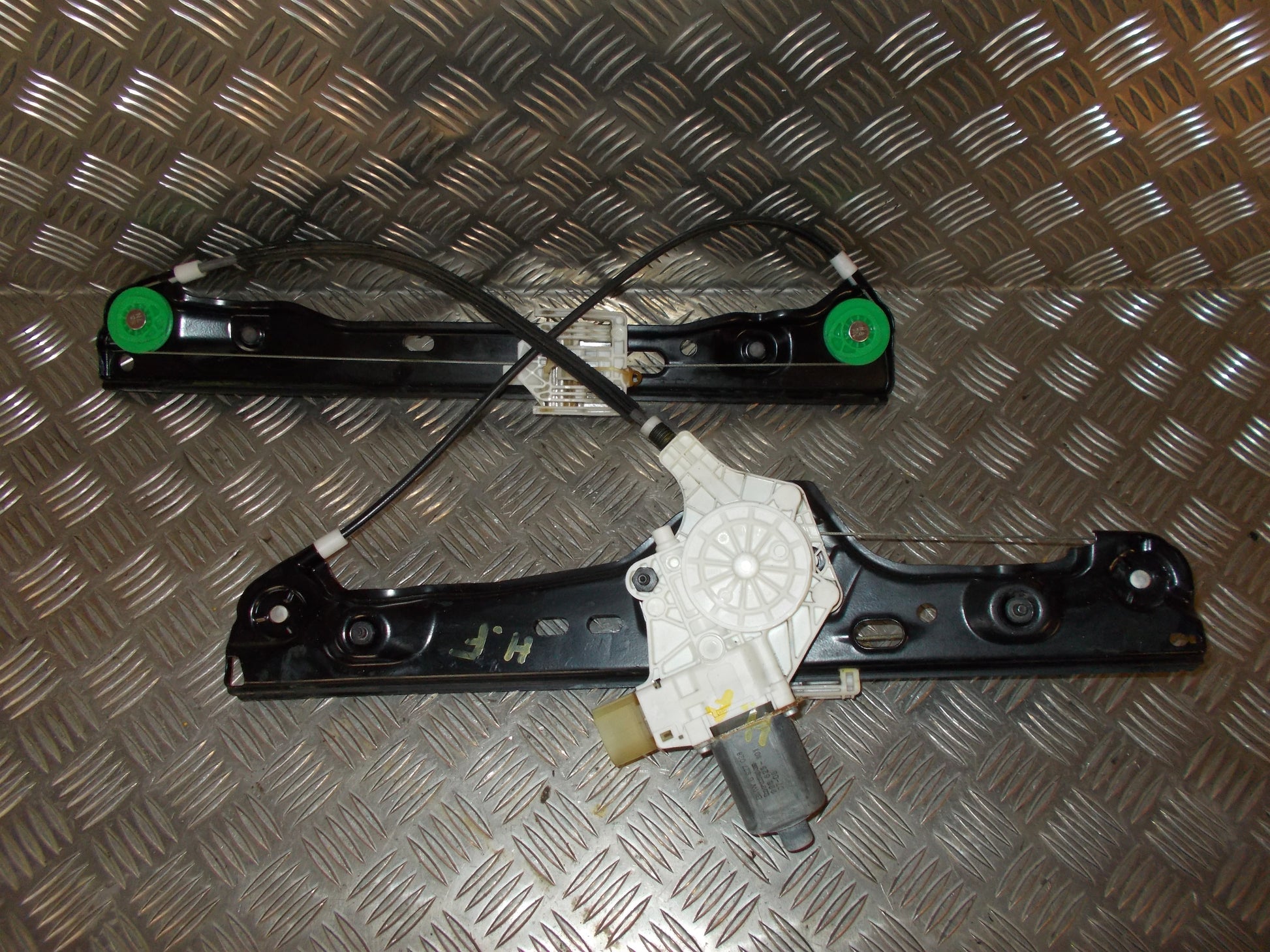 BMW 3-Serie E90/E91/E92 Rudemotor - Rudehejs Med OEM Nr. 6927028 Fra BMW Ophugger