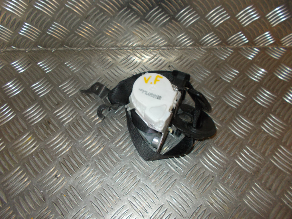 BMW 3-Serie E90/E91/E92/E Sikkerhedsseler For Med OEM Nr. 33059848 Fra BMW Ophugger