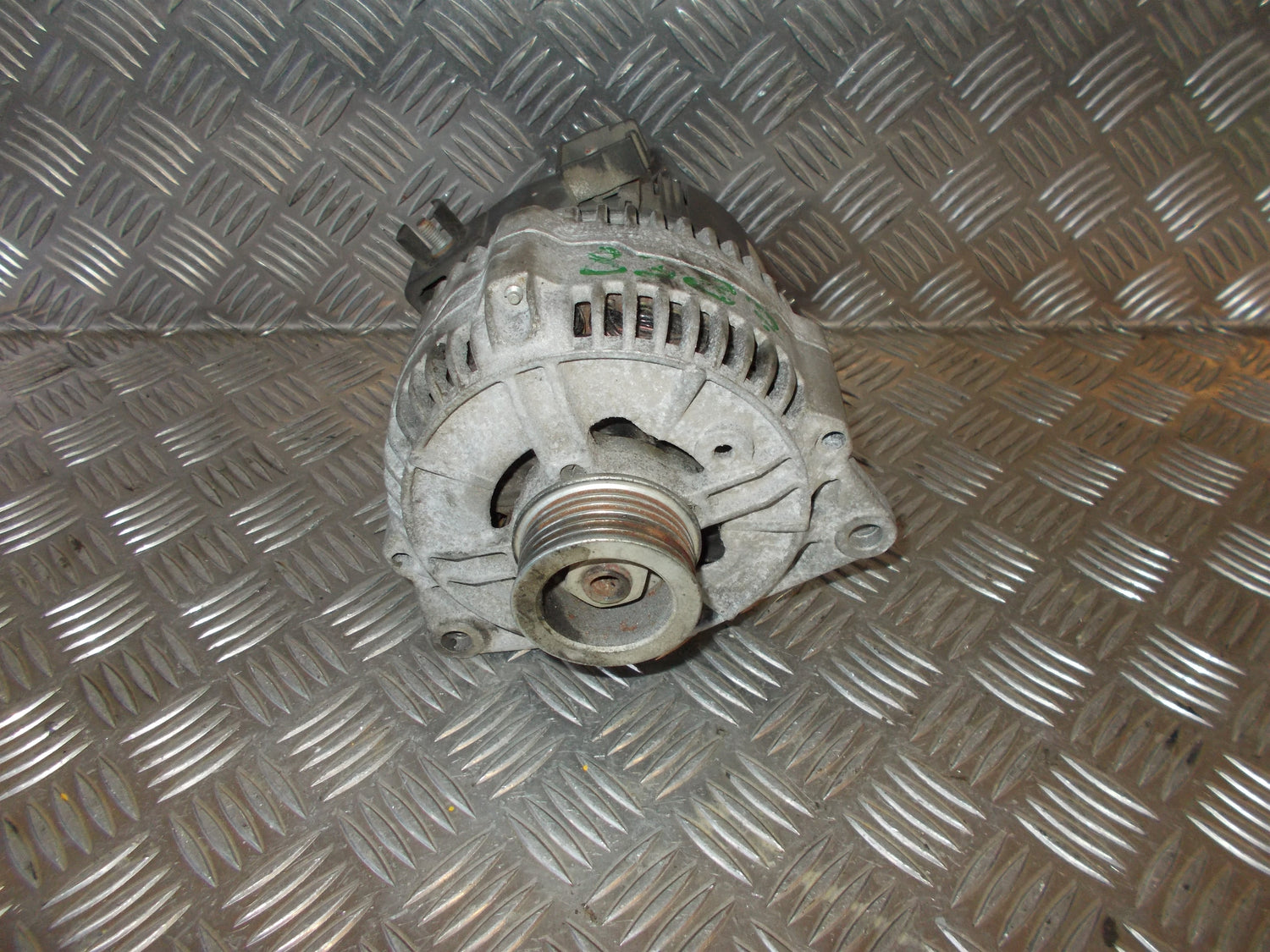 Ford Mondeo 1 Generator Med OEM Nr. 0123212001 Fra Ford Ophugger