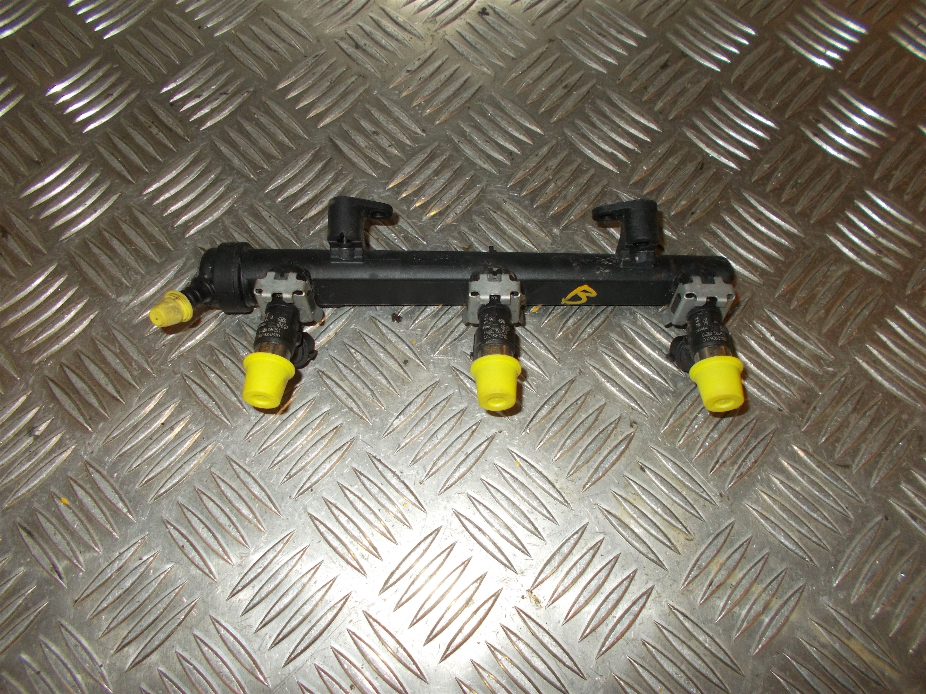 VW Up Dyse Med OEM Nr. 04C906031D Fra VW Ophugger