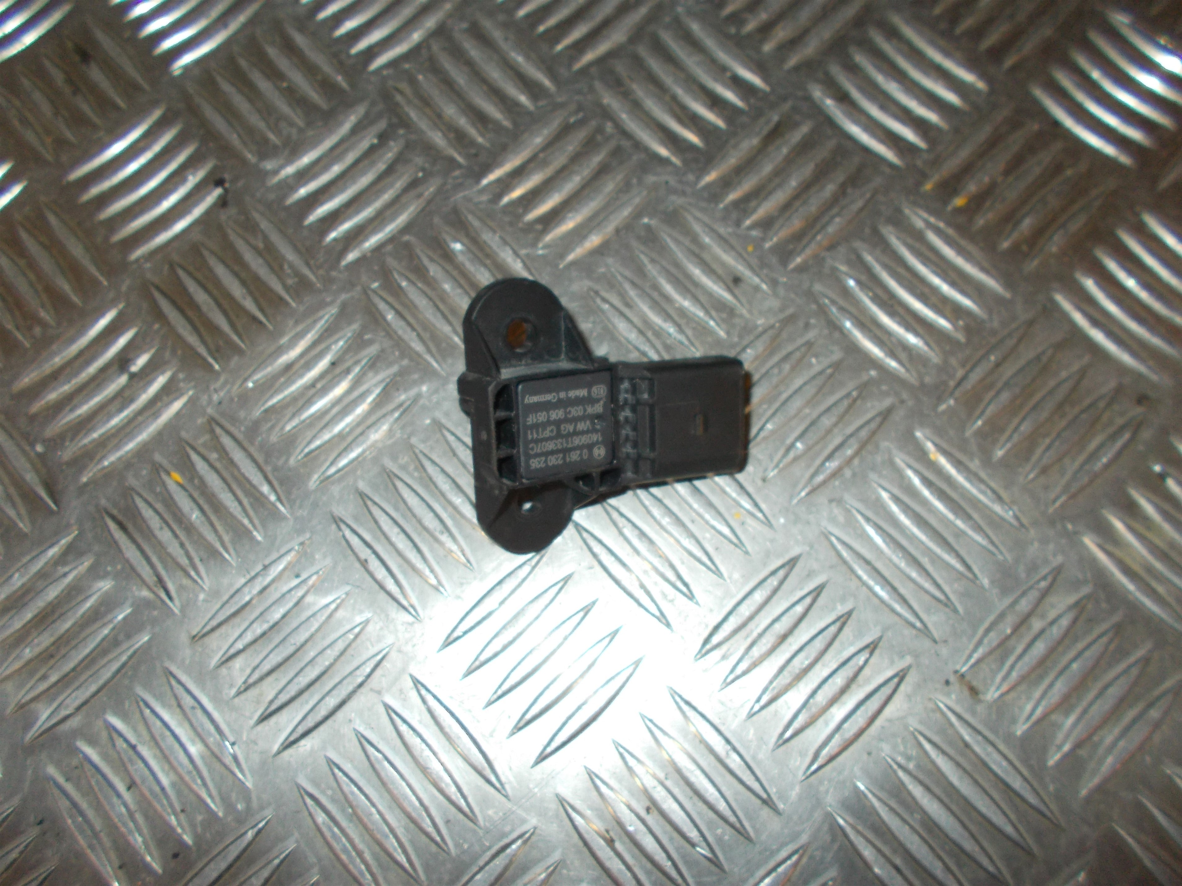 VW Up Map Sensor Med OEM Nr. 0261230235 Fra VW Ophugger