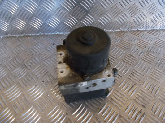 Seat Cordoba Abs Pumpe Med OEM Nr. 6X0907379B Fra Seat Ophugger