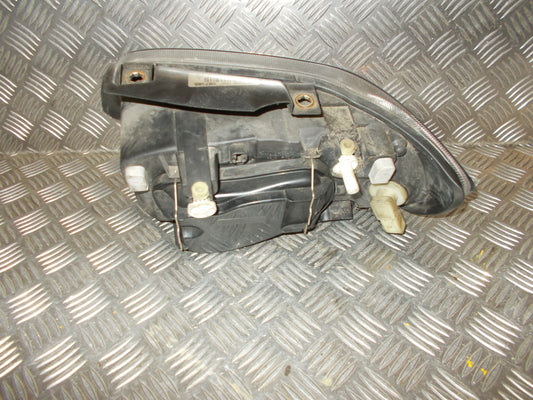 Seat Cordoba Forlygte Med OEM Nr. 6K1941044A Fra Seat Ophugger