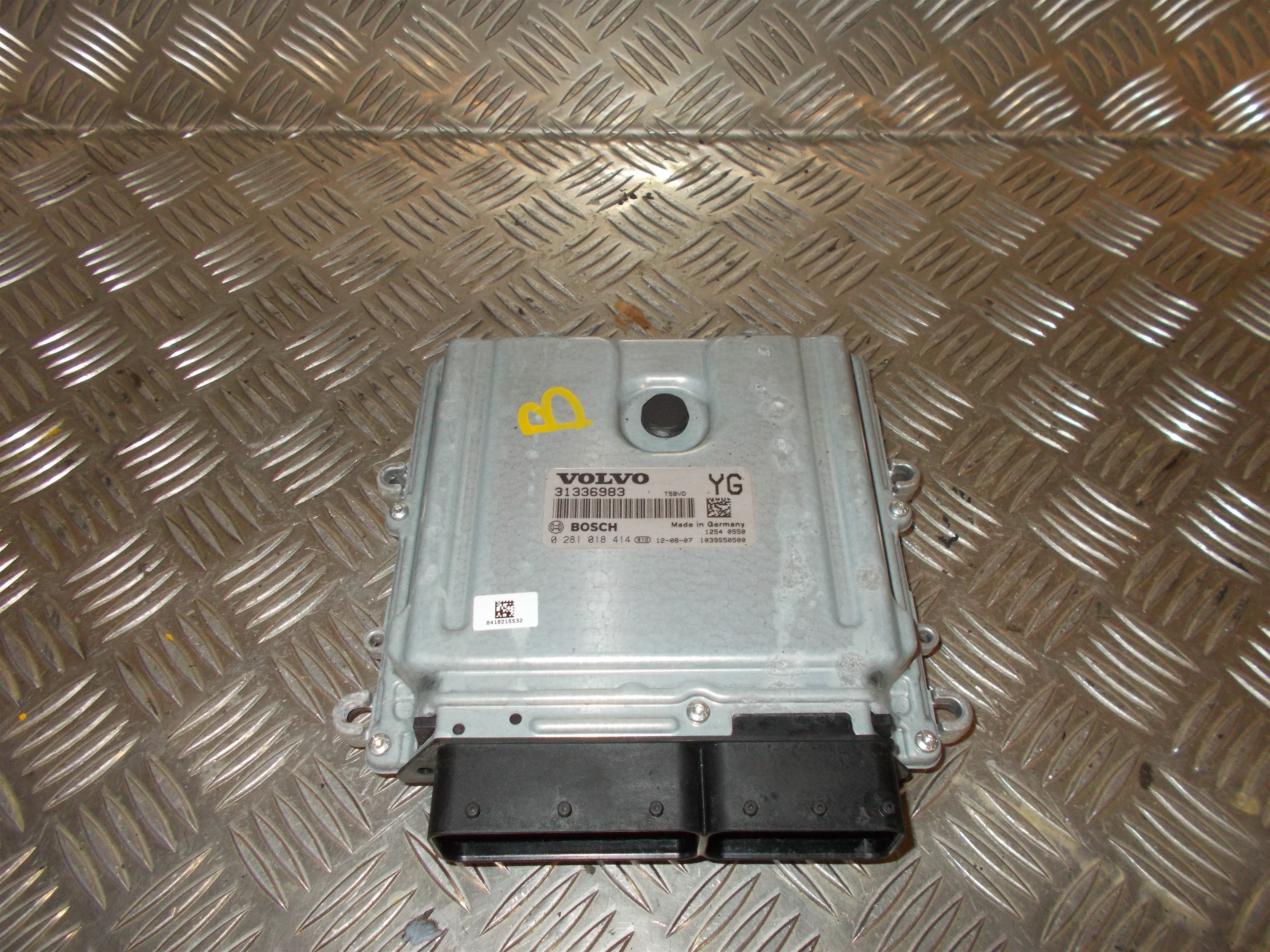 Volvo Xc60 Motorstyring - Motorstyreboks - Injection Elboks Med OEM Nr. 0281018414 Fra Volvo Ophugger