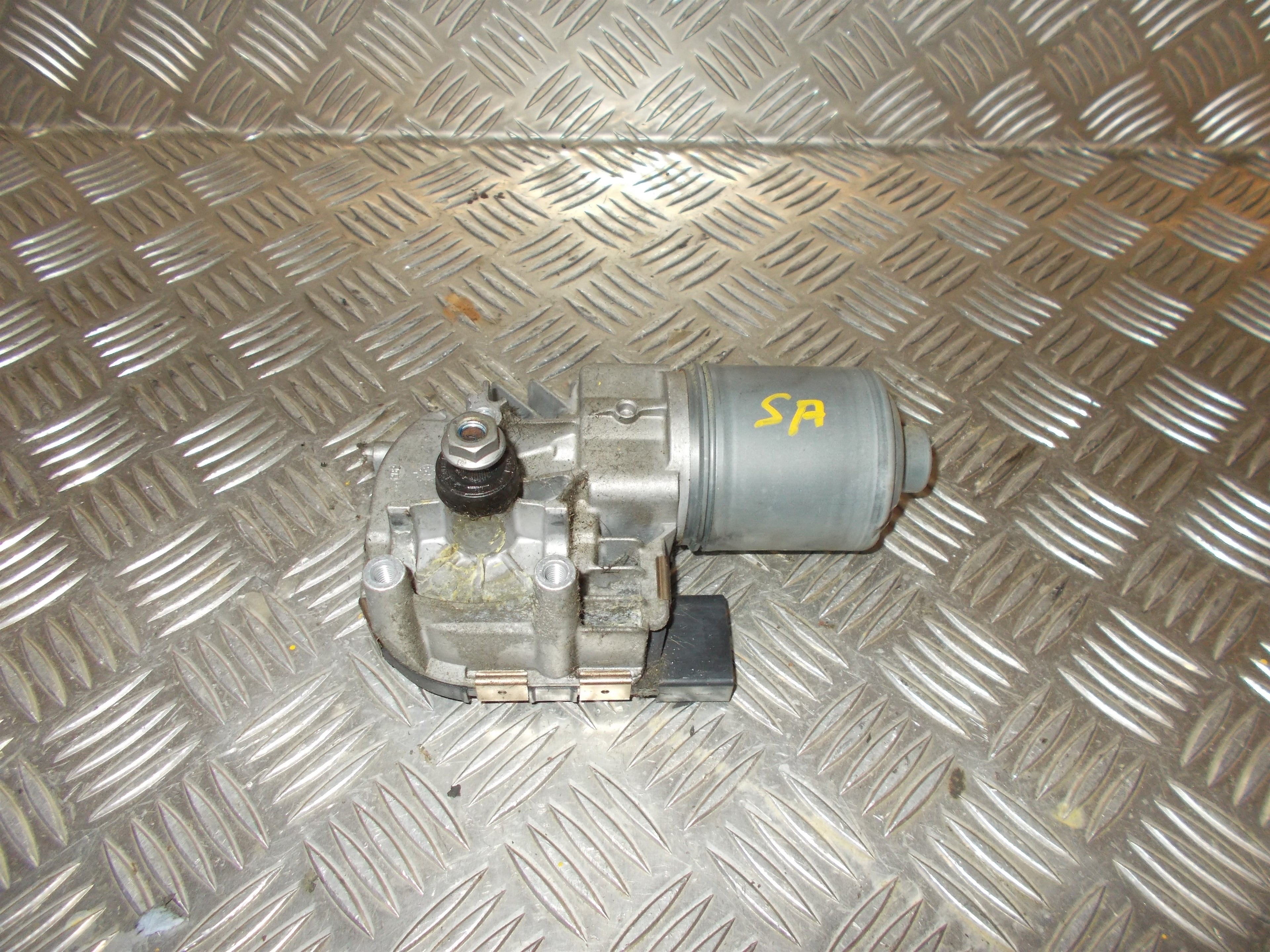 Volvo Xc60 Viskermotor Med OEM Nr. 1217673473 Fra Volvo Ophugger