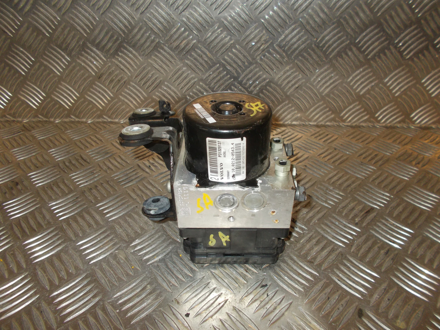 Volvo Xc60 ABS Pumpe Med OEM Nr. 31329137 Fra Volvo Ophugger