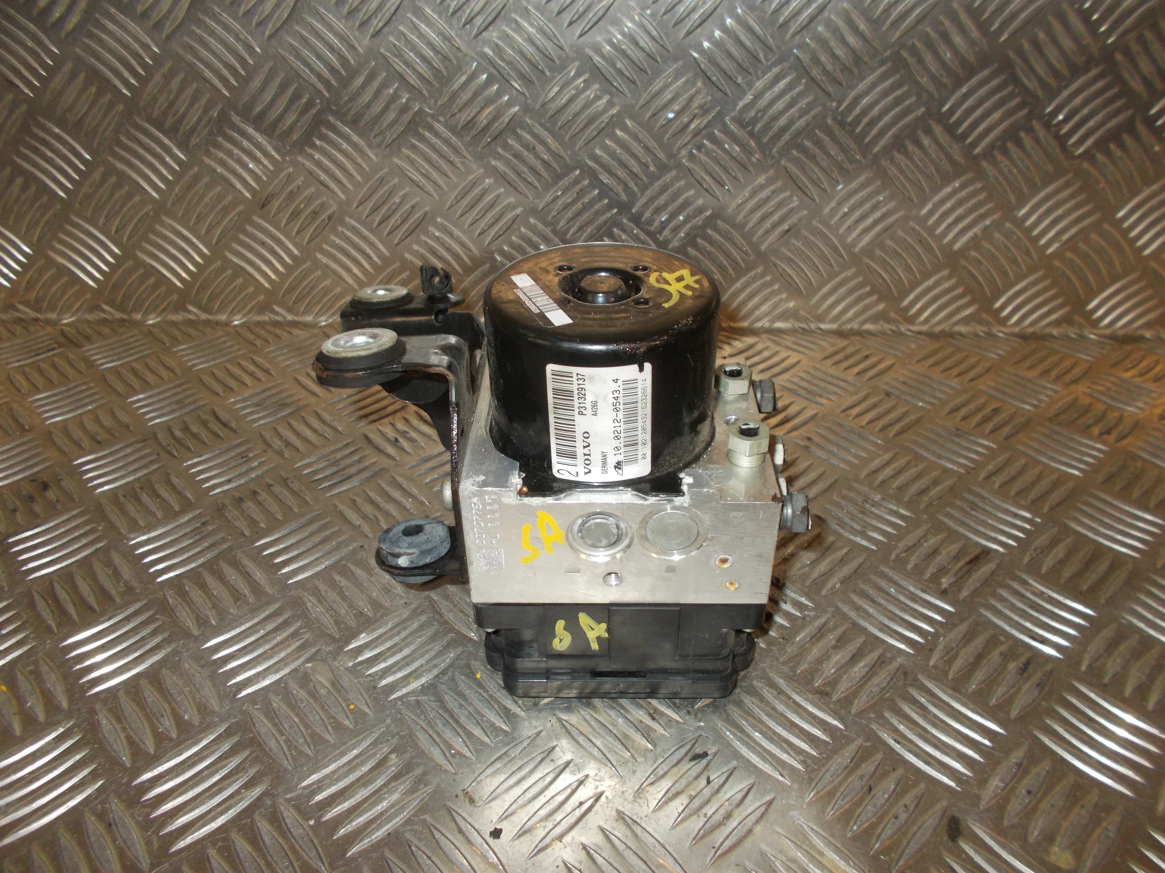 Volvo Xc60 ABS Pumpe Med OEM Nr. 31329137 Fra Volvo Ophugger