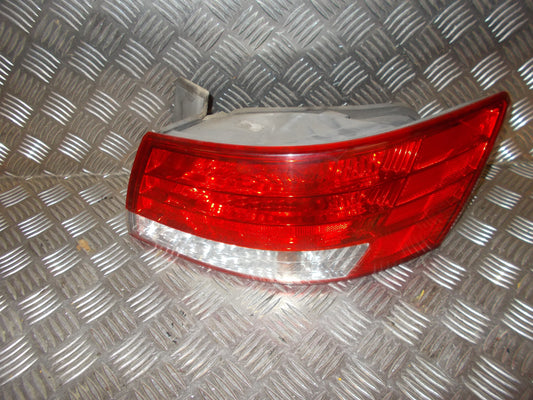 Hyundai Sonata Baglygte Med OEM Nr. 924023K010 Fra Hyundai Ophugger