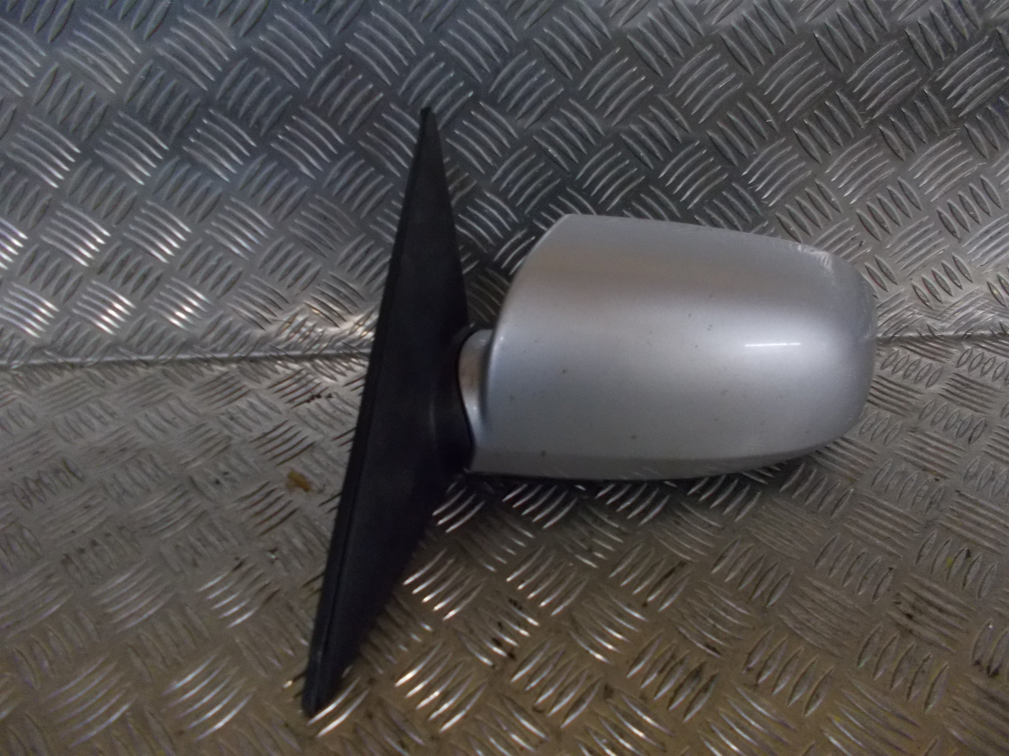 Hyundai Sonata Sidespejl Med OEM Nr. 876103K410 Fra Hyundai Ophugger