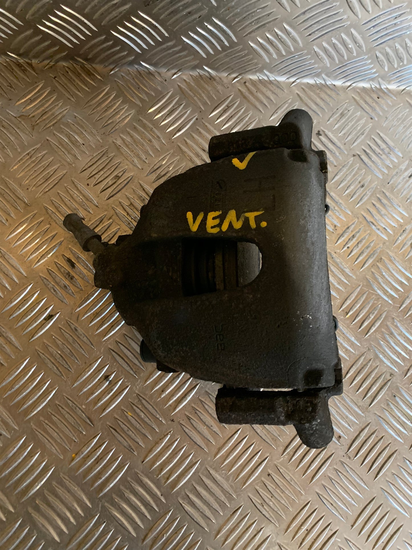 Volvo S40/V50 Bremsekaliber VF Med OEM Nr. 36000484 Fra Volvo Ophugger