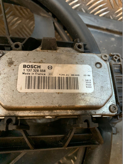 Volvo S40/V50 Kølerblæser El Med OEM Nr. 0130307143 Fra Volvo Ophugger