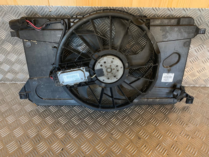 Volvo S40/V50 Kølerblæser El Med OEM Nr. 0130307143 Fra Volvo Ophugger