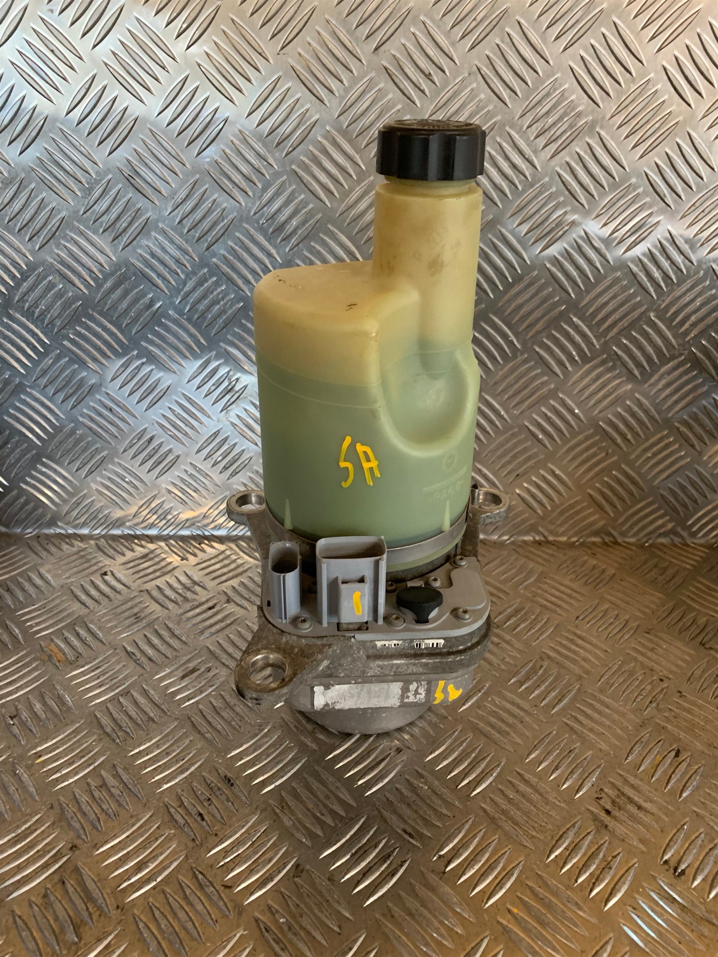 Volvo S40/V50 Servopumpe Med OEM Nr. 36050678 Fra Volvo Ophugger