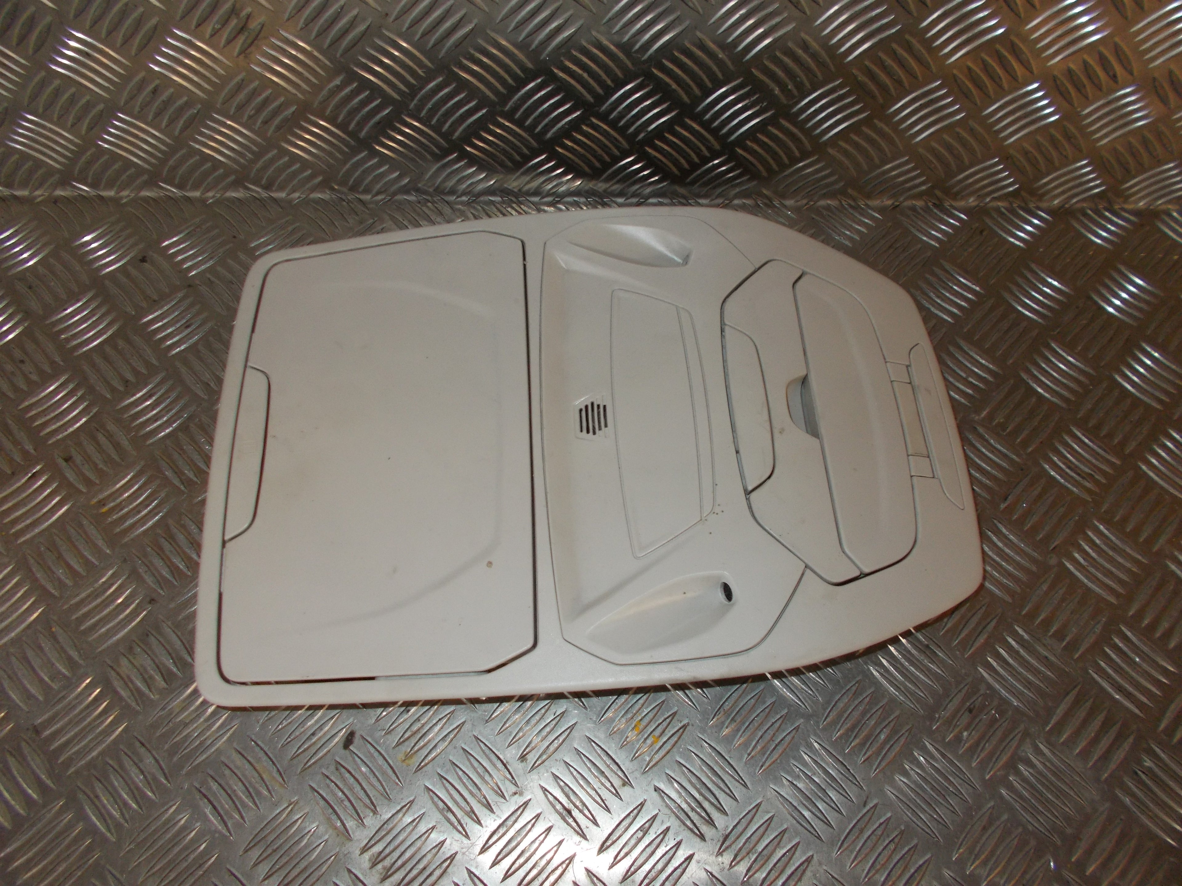 Ford C-Max 2 Loftslys Med OEM Nr. AM51U519D56E Fra Ford Ophugger