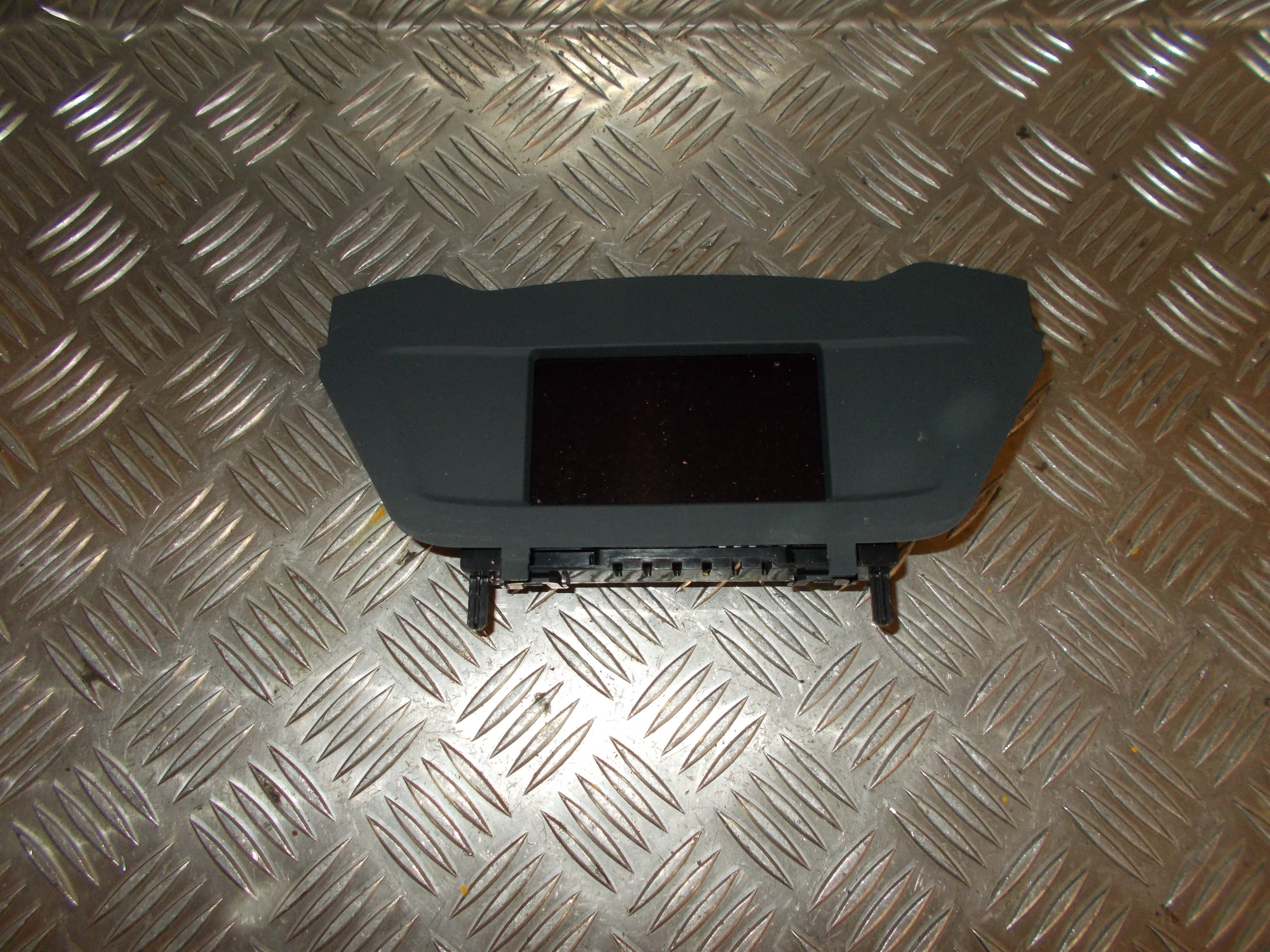 Ford C-Max 2 Radio, Multi Display Med OEM Nr. DM5T18B955GB Fra Ford Ophugger