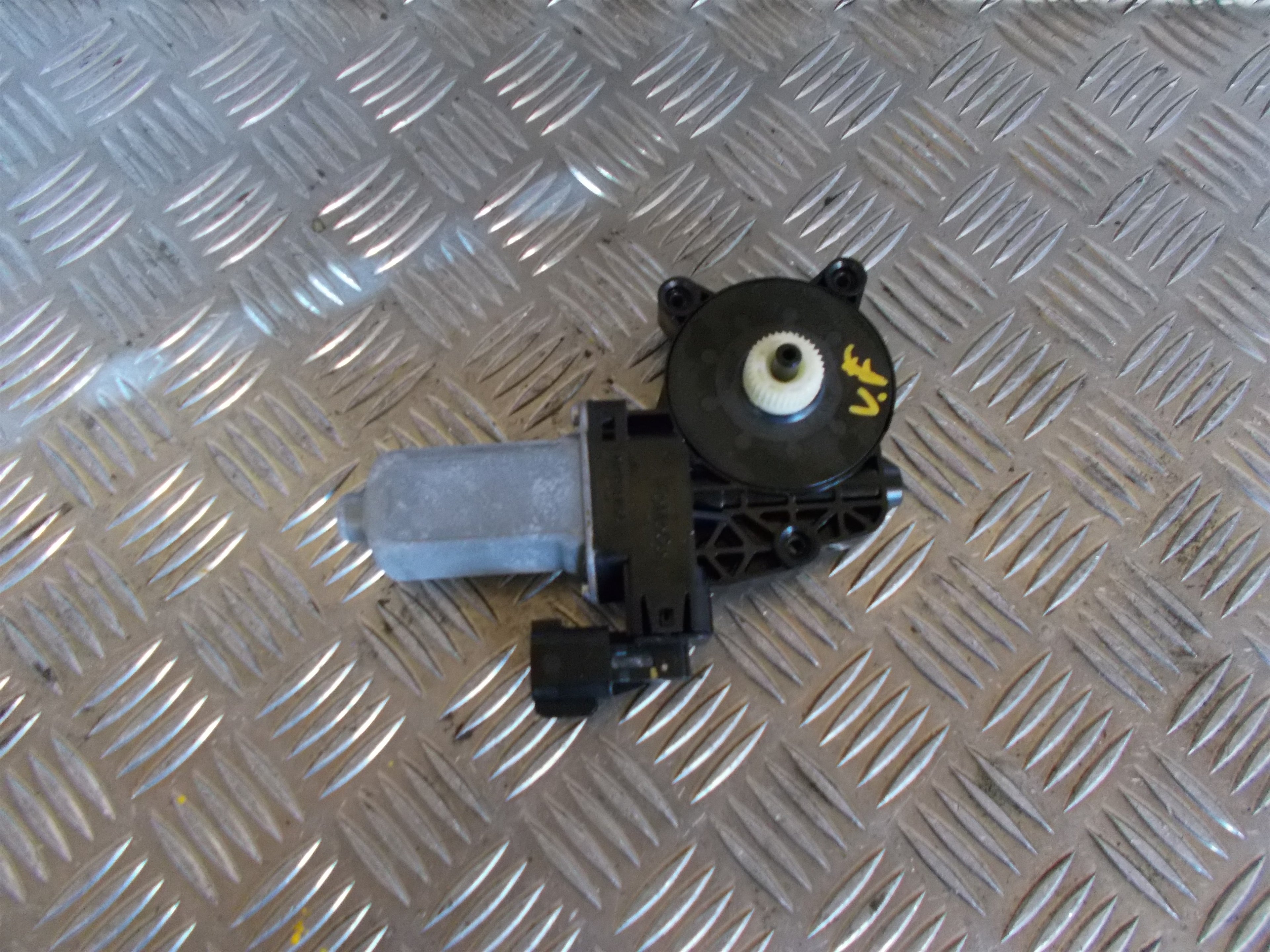 Ford C-Max 2 Rudemotor - Rudehejs Med OEM Nr. 131006918957102 Fra Ford Ophugger