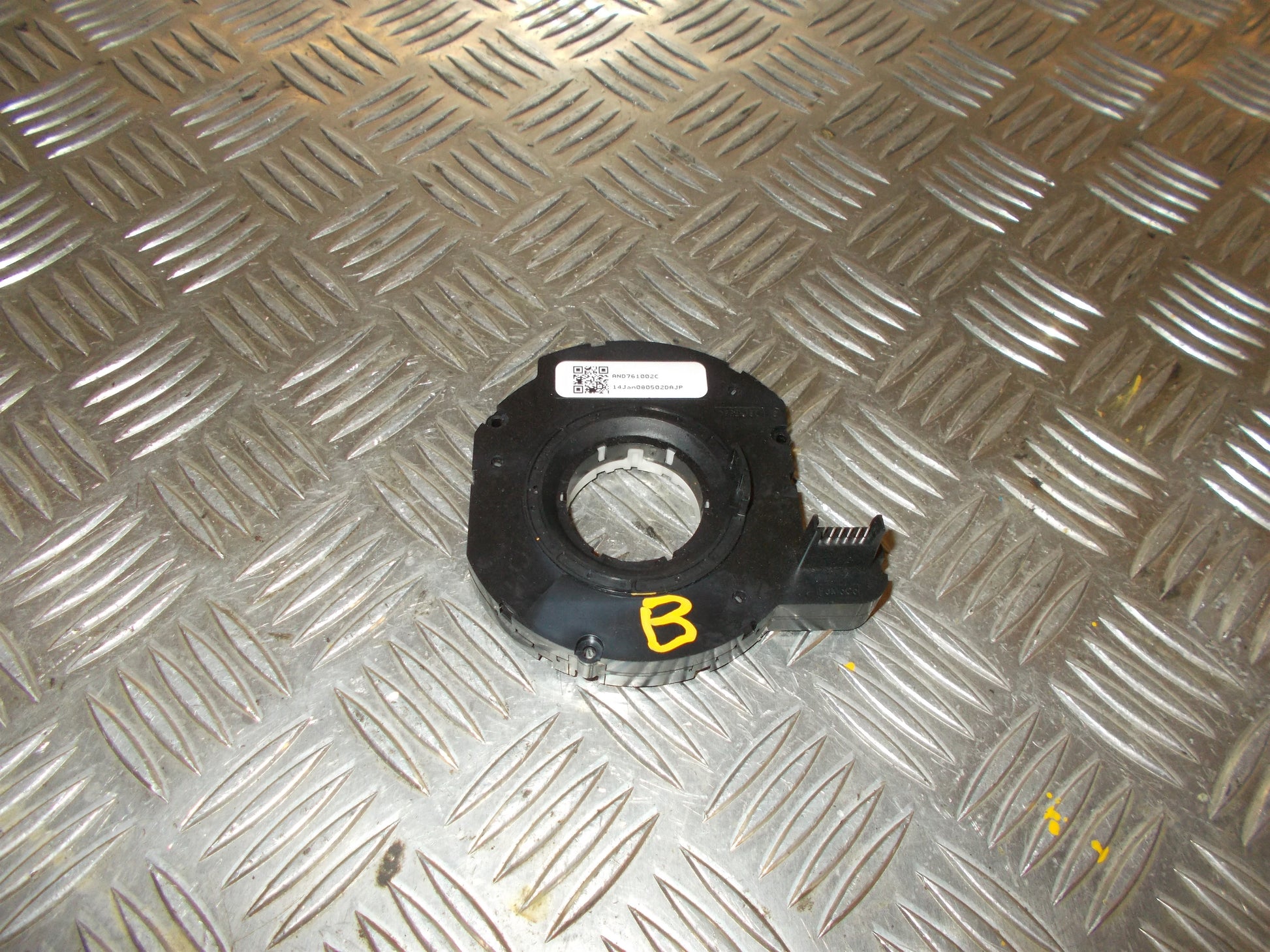 Ford C‑Max 2 Ratvinkelsensor Med OEM Nr. AND761002C Fra Ford Ophugger