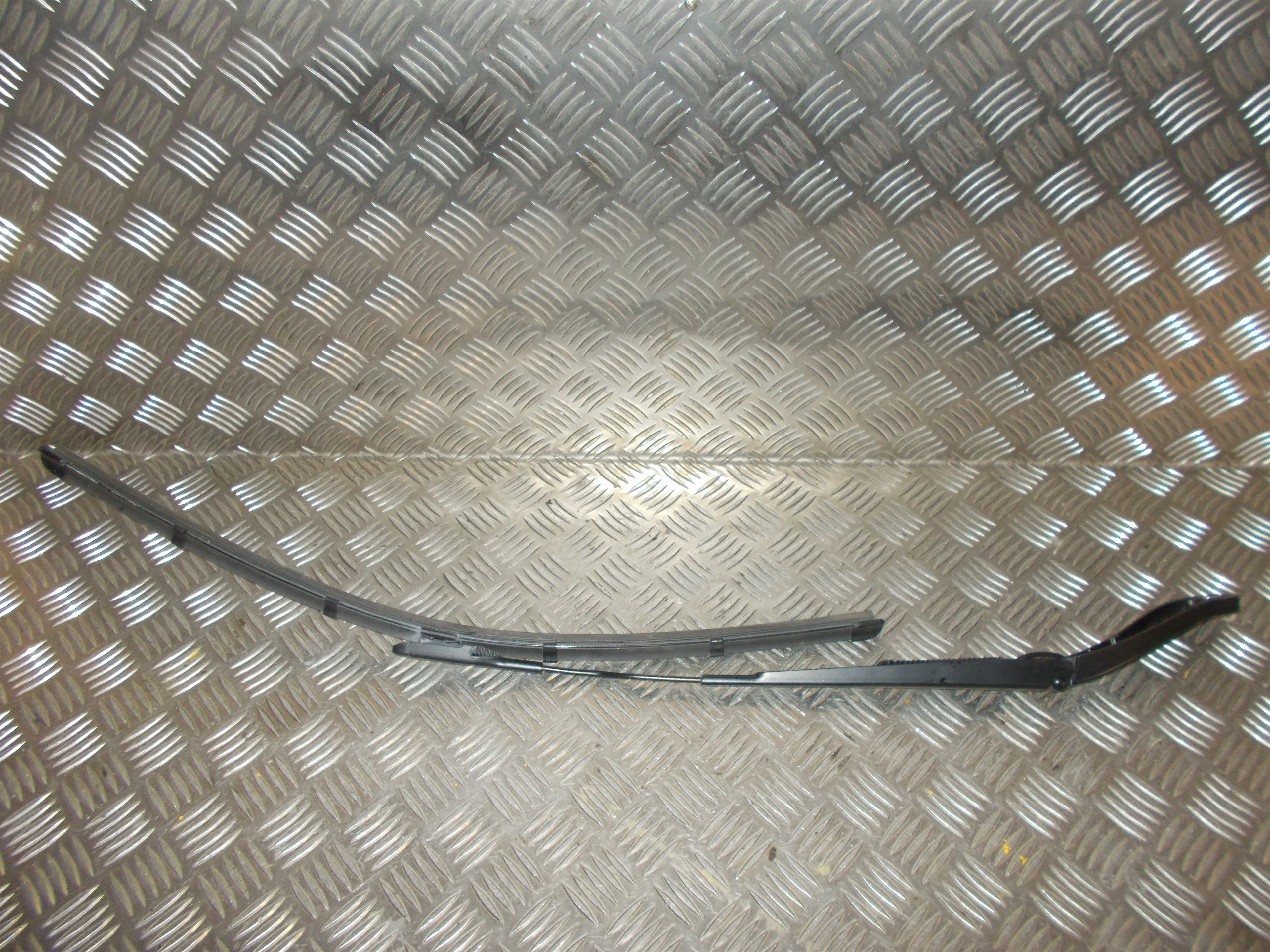 Ford C-Max 2 Viskerarm Med OEM Nr. AM5117526AF Fra Ford Ophugger