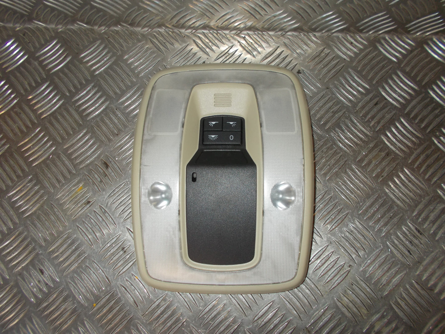 Volvo XC60 Loftslys Med OEM Nr. 39819988 Fra Volvo Ophugger