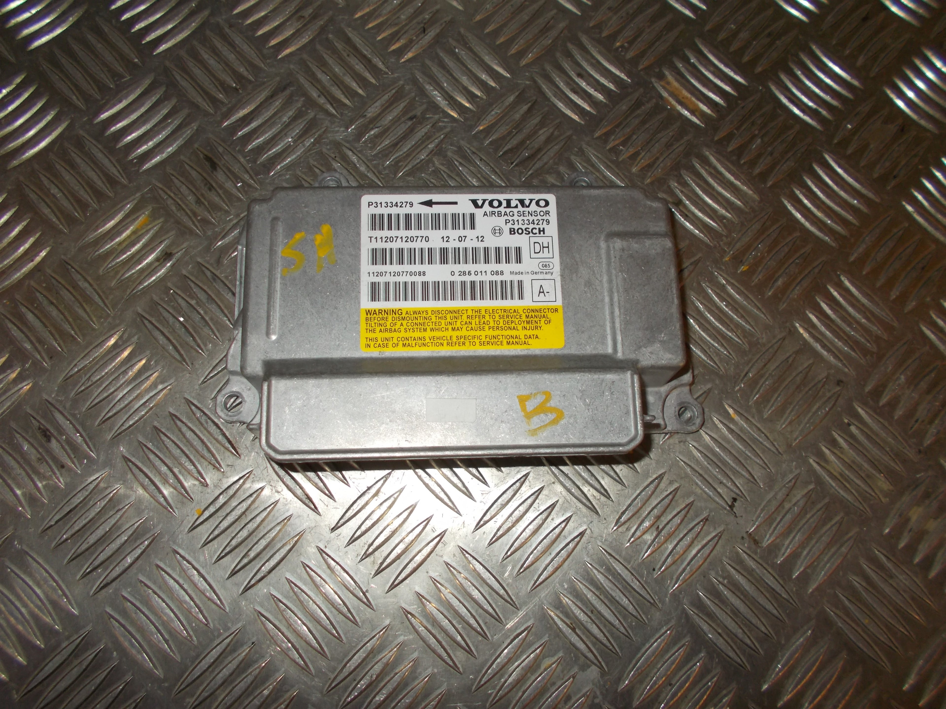 Volvo Xc60 Airbag Elboks Med OEM Nr. 31476103 Fra Volvo Ophugger