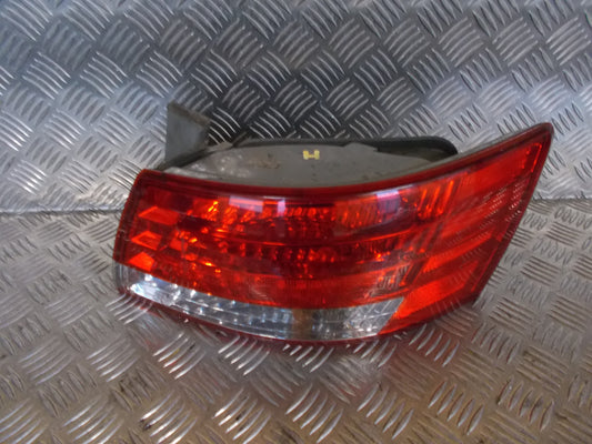 Hyundai Sonata Baglygte Med OEM Nr. 924023K010 Fra Hyundai Ophugger