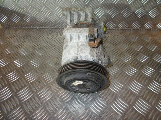 Hyundai I30 GD Aircondition Pumpe Med OEM Nr. 97701A6700 Fra Hyundai Ophugger