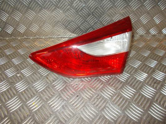 Hyundai I30 GD Baglygte Med OEM Nr. 92404A5010 Fra Hyundai Ophugger