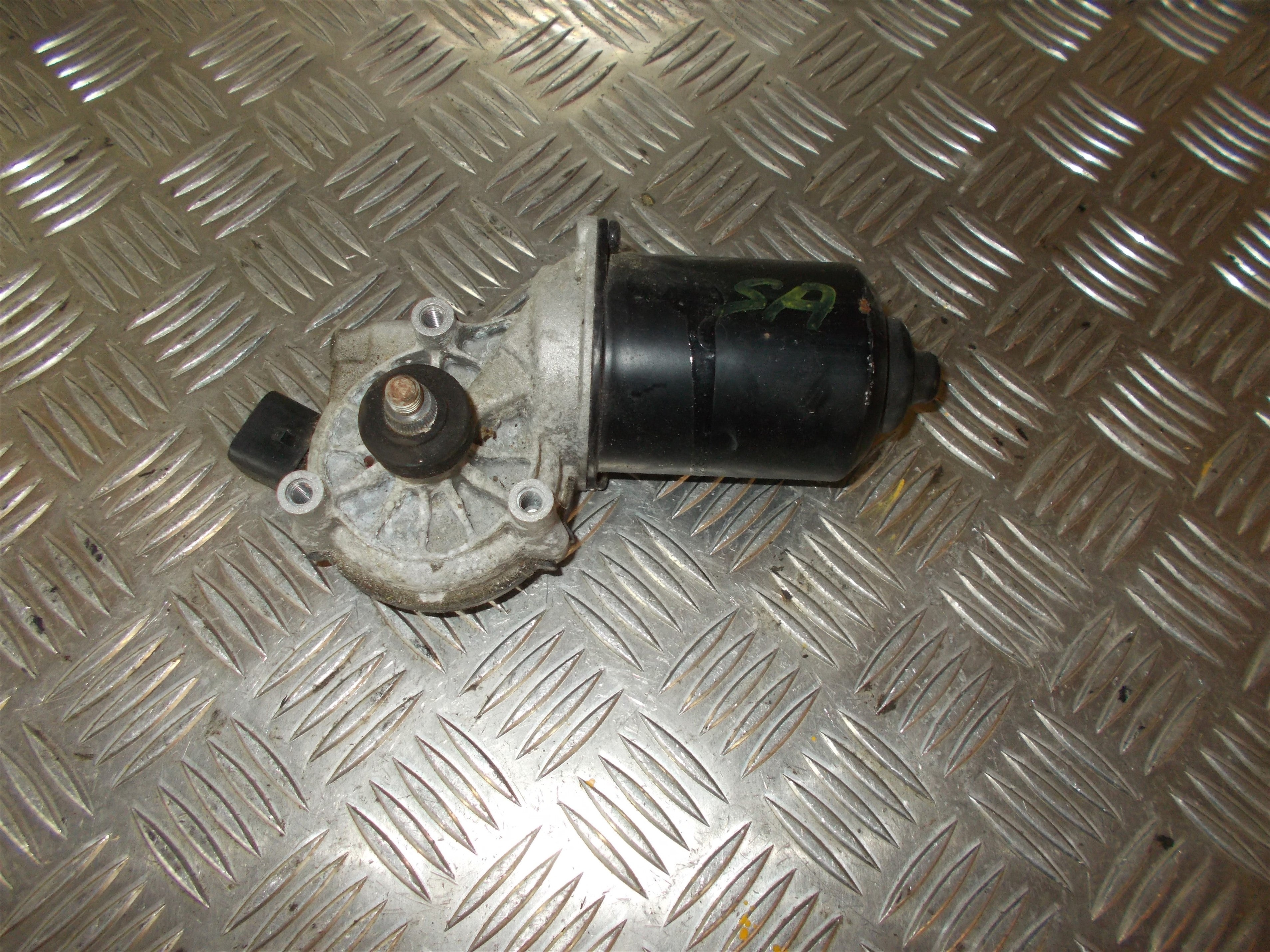 Hyundai I30 Gd Viskermotor Med OEM Nr. 98100A5000 Fra Hyundai Ophugger