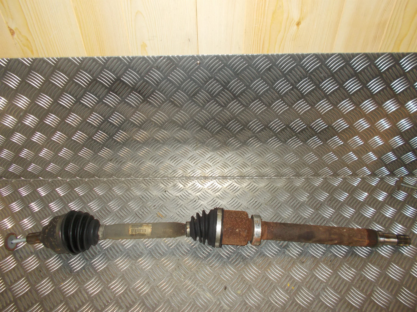 Volvo S40/V50 Trækaksel For H Med OEM Nr. P30787788 Fra Volvo Ophugger